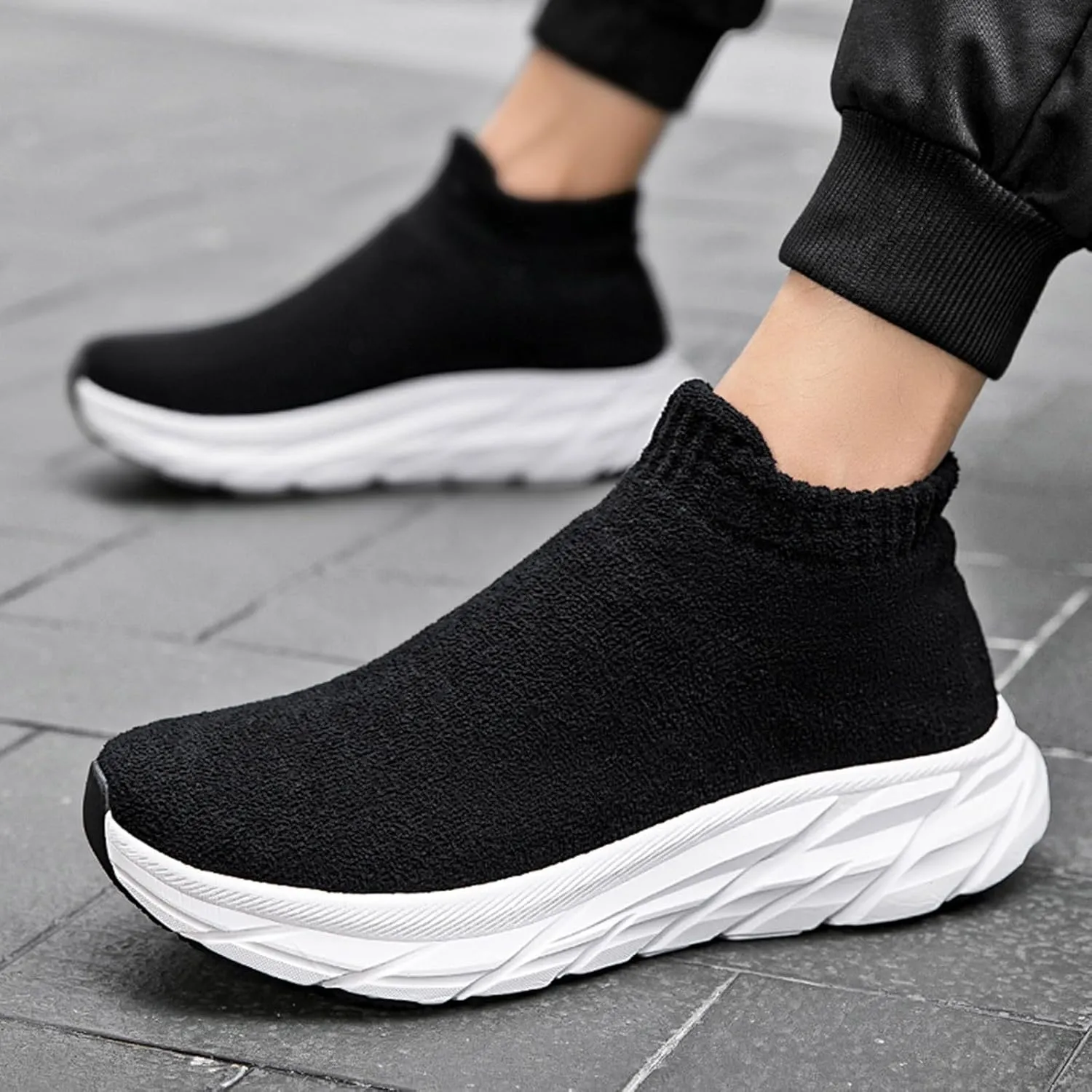Women's Slip on Walking Shoes Non Slip Memory Foam Running Shoes Wide Width Breathable Gym Workout Shoes Lightweight Sneakers Indoor Outdoor